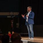 tour-teatrale-crescere-genitori-2